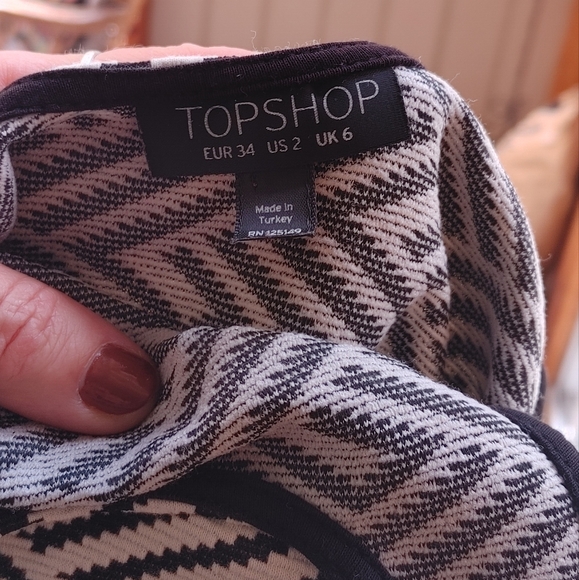 Geometric Mini Dress - Picture 6 of 6